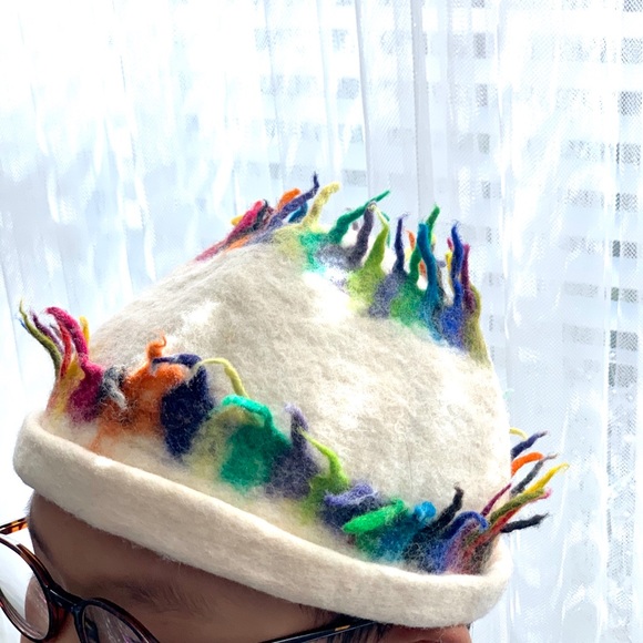 wool hat - Picture 3 of 5